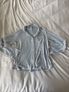 Grey longsleeve women’s pajama shirt